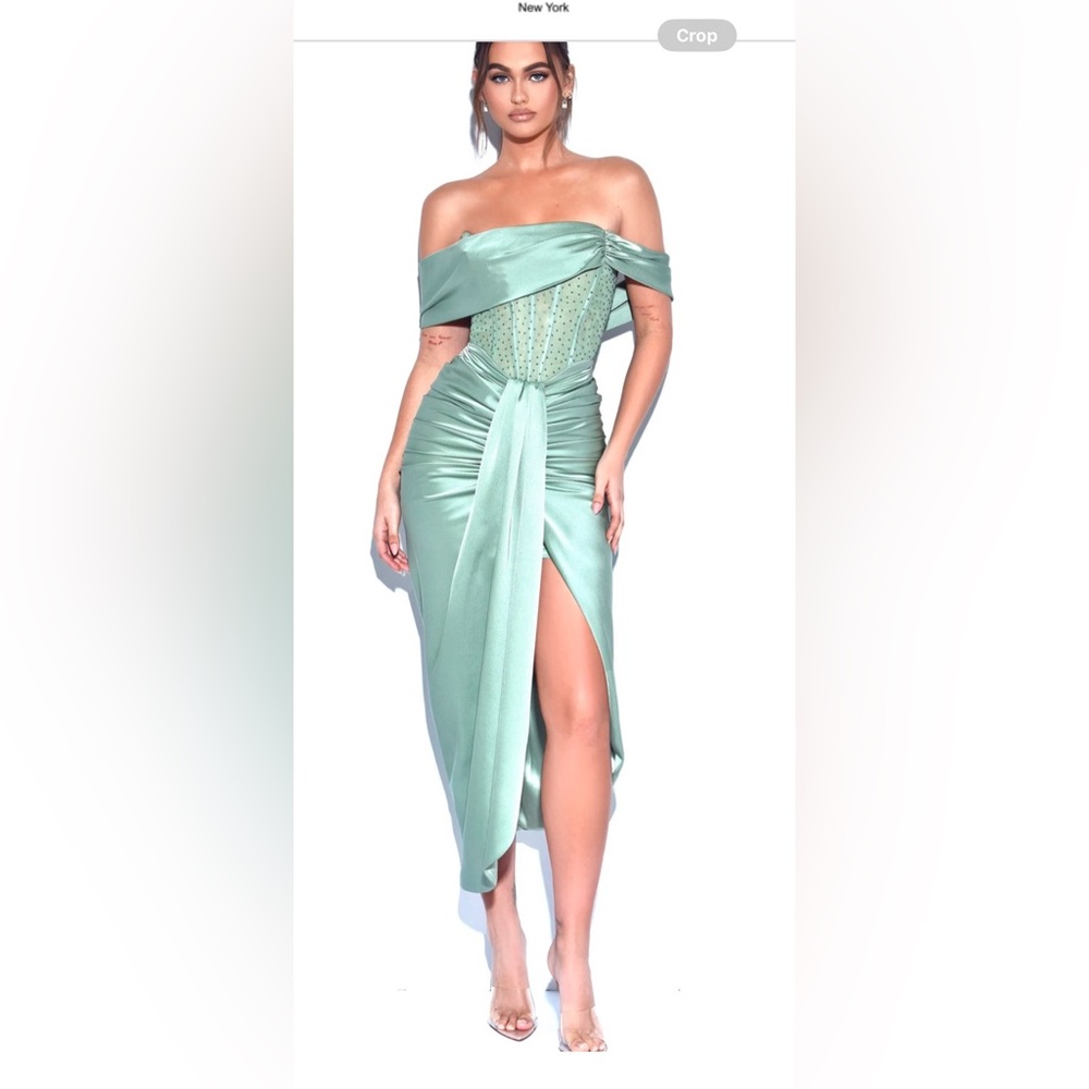 Elegant Green Evening Dress